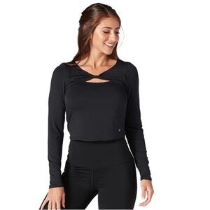 *NWT* TAVI FORM CROPPED LONG SLEEVE TOP